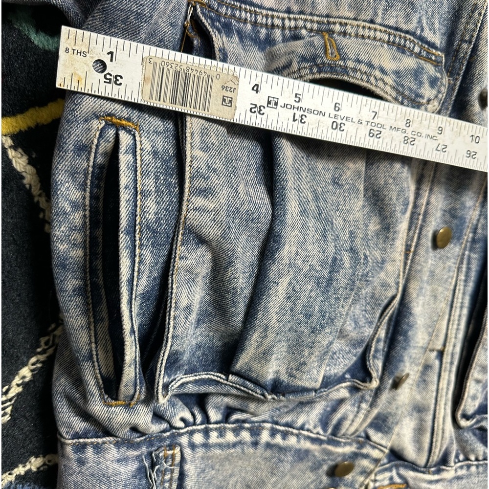 Jean jacket - Picture 3 of 14
